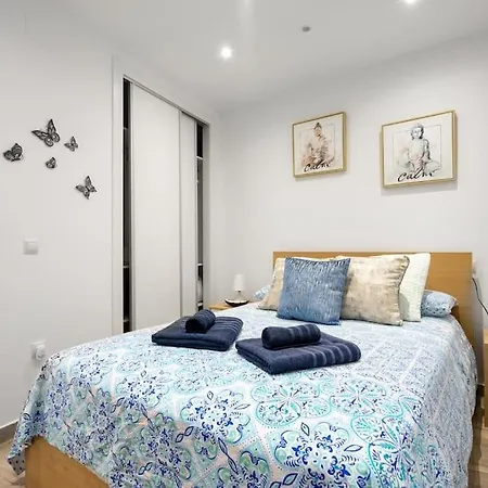 Piso A Estrenar Junto Al Mar Ubicacion Inmejorable Apartment